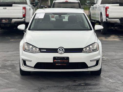 2016 Volkswagen e-Golf SE