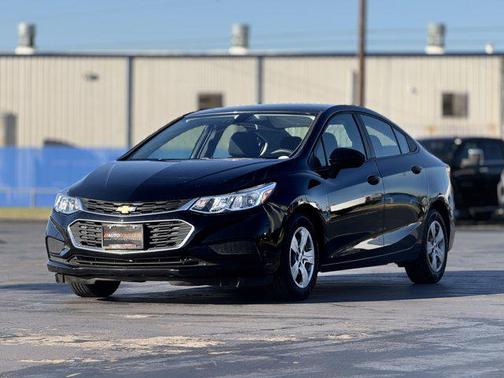 2018 Chevrolet Cruze LS