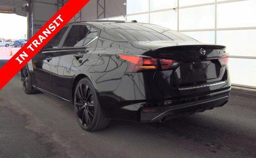 2022 Nissan Altima SR FWD