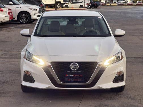 2022 Nissan Altima 2.5 SV