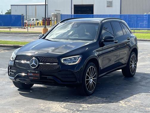 Black 2022 Mercedes-Benz GLC 300 Base