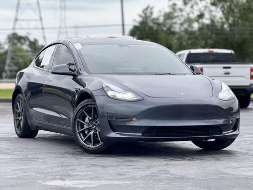 2023 Tesla Model 3 Standard Range