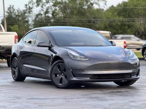 2023 Tesla Model 3 Standard Range