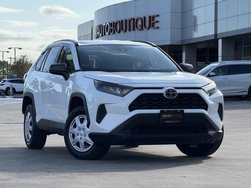 2019 Toyota RAV4 LE