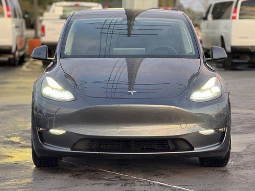 2022 Tesla Model Y Performance Dual Motor All-Wheel Drive