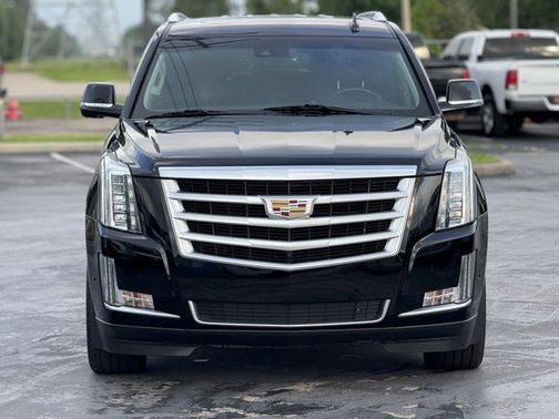 2019 Cadillac Escalade ESV Luxury