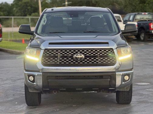 2018 Toyota Tundra SR5