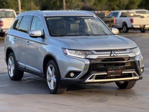 2020 Mitsubishi Outlander SEL