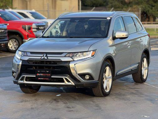 2020 Mitsubishi Outlander SEL