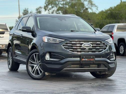 2022 Ford Edge Titanium
