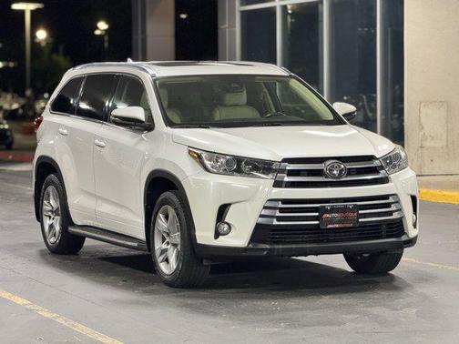 2017 Toyota Highlander Limited