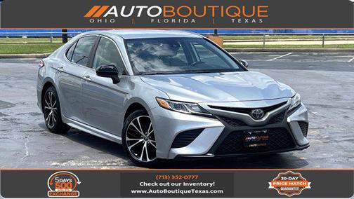 Celestial Silver Metallic 2020 Toyota Camry SE