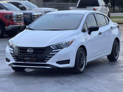 2024 Nissan Versa 1.6 S