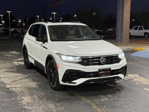 2022 Volkswagen Tiguan 2.0T SE R-Line Black