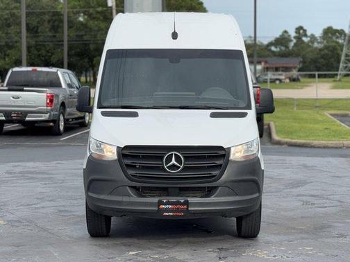 2023 Mercedes-Benz Sprinter 2500 Standard Roof