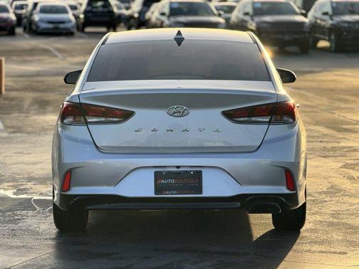 2018 Hyundai SONATA SEL