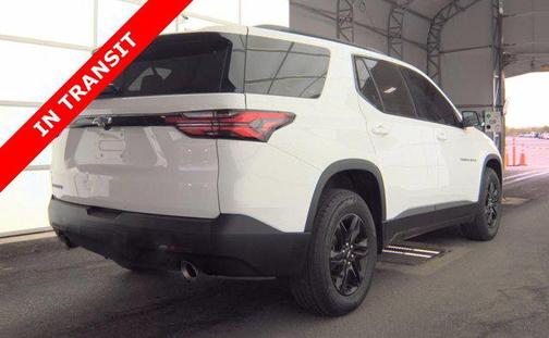 Summit White 2022 Chevrolet Traverse LS