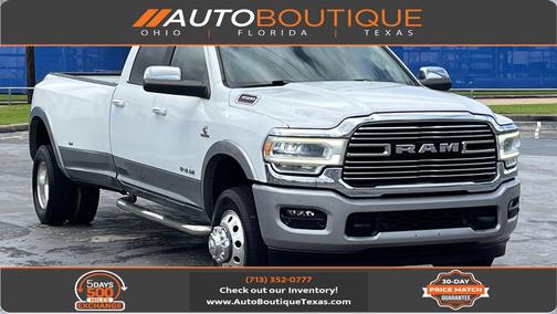Bright White Clearcoat 2020 RAM 3500 Laramie Crew Cab 4x4 8' Box