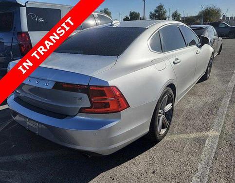 2018 Volvo S90 T5 Momentum