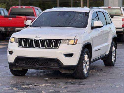 2021 Jeep Grand Cherokee Laredo