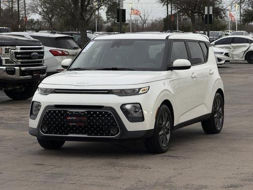 2022 Kia Soul EX