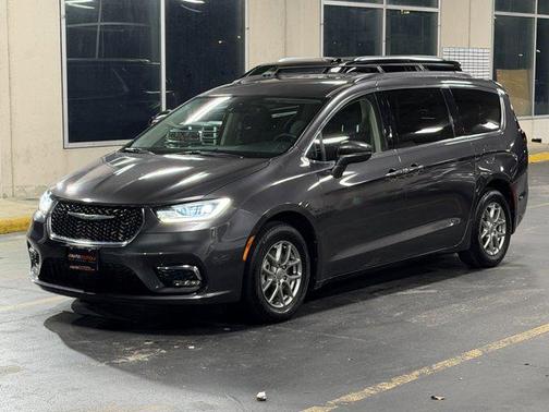 2021 Chrysler Pacifica Touring