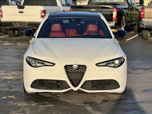2022 Alfa Romeo Giulia Ti