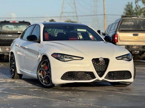 2022 Alfa Romeo Giulia Ti
