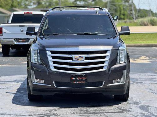 2018 Cadillac Escalade ESV Luxury
