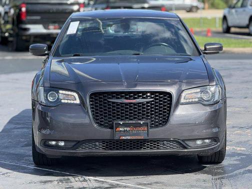 2022 Chrysler 300 S