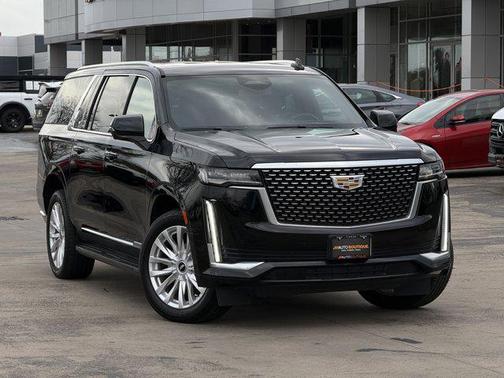 2023 Cadillac Escalade ESV Luxury
