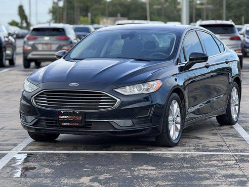 2020 Ford Fusion SE
