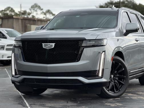 Argent Silver Metallic 2023 Cadillac Escalade Sport Platinum