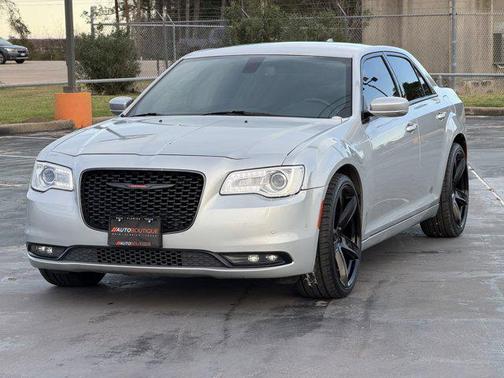 2021 Chrysler 300 S