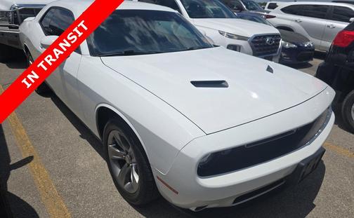 White Knuckle Clearcoat 2019 Dodge Challenger SXT