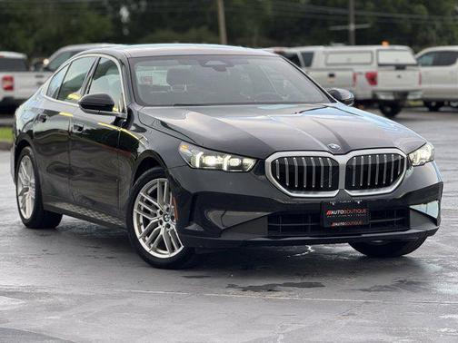2025 BMW 530 i