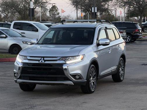 2017 Mitsubishi Outlander SE