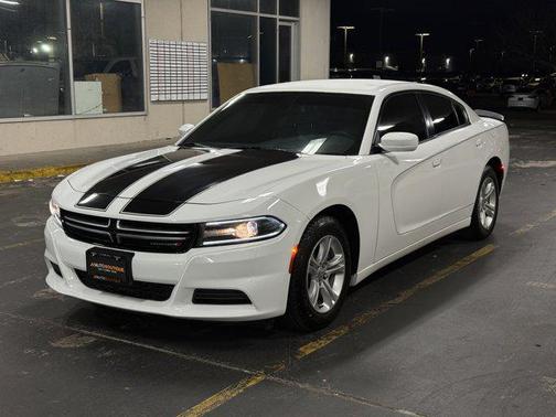 2016 Dodge Charger SE