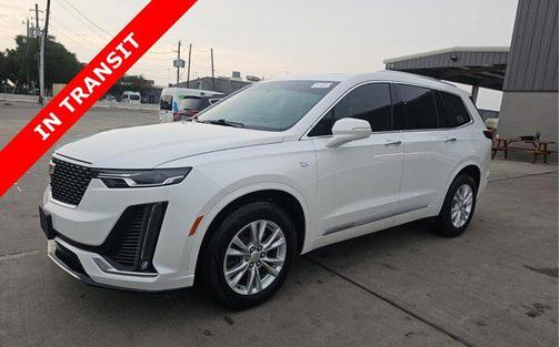 2022 Cadillac XT6 Luxury FWD