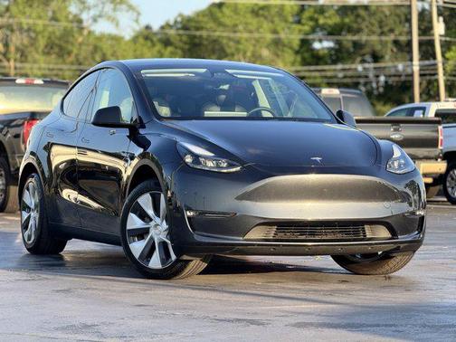 2024 Tesla Model Y Long Range Dual Motor All-Wheel Drive