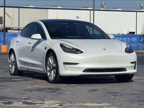 2020 Tesla Model 3 Standard Range Plus