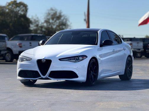 2019 Alfa Romeo Giulia Ti Sport