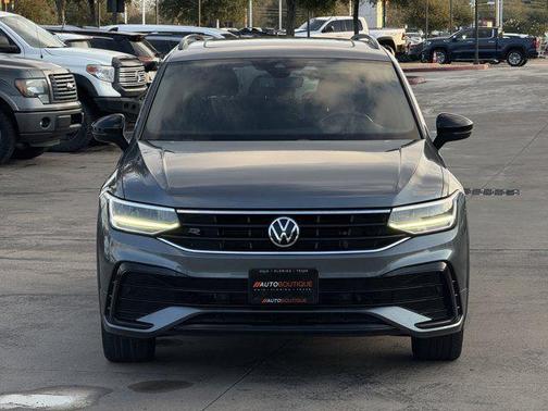 2022 Volkswagen Tiguan 2.0T SE R-Line Black