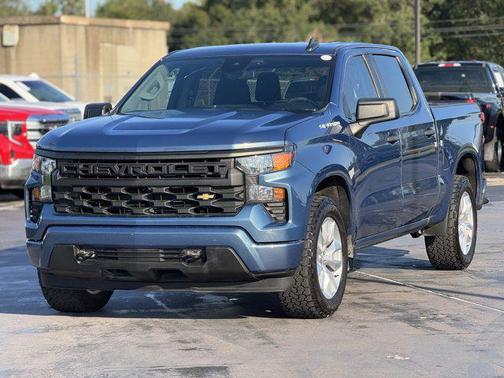2024 Chevrolet Silverado 1500 Custom