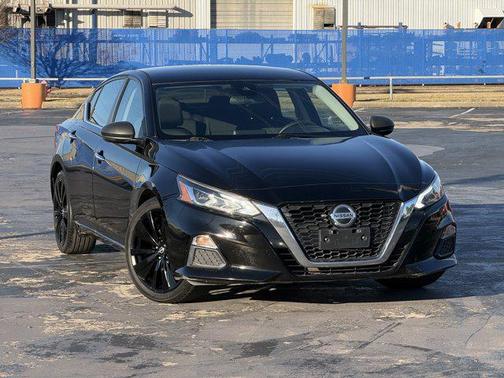 2021 Nissan Altima 2.5 SV