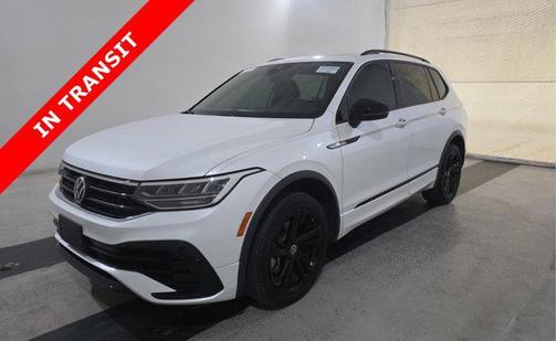 2023 Volkswagen Tiguan 2.0T SE R-Line Black