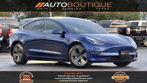2022 Tesla Model 3 Standard Range