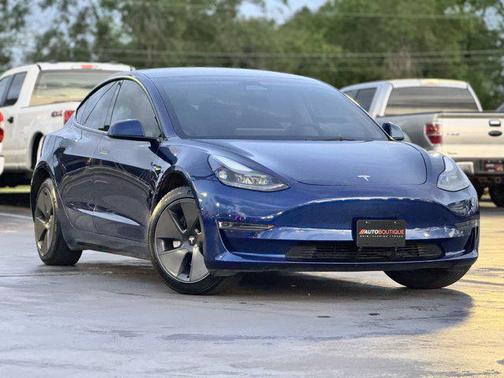 2022 Tesla Model 3 Standard Range