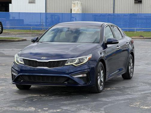 2019 Kia Optima LX