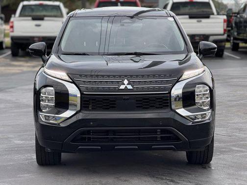 2024 Mitsubishi Outlander SE Black Edition S-AWC